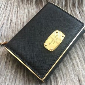 NWT Michael Kors Wallet